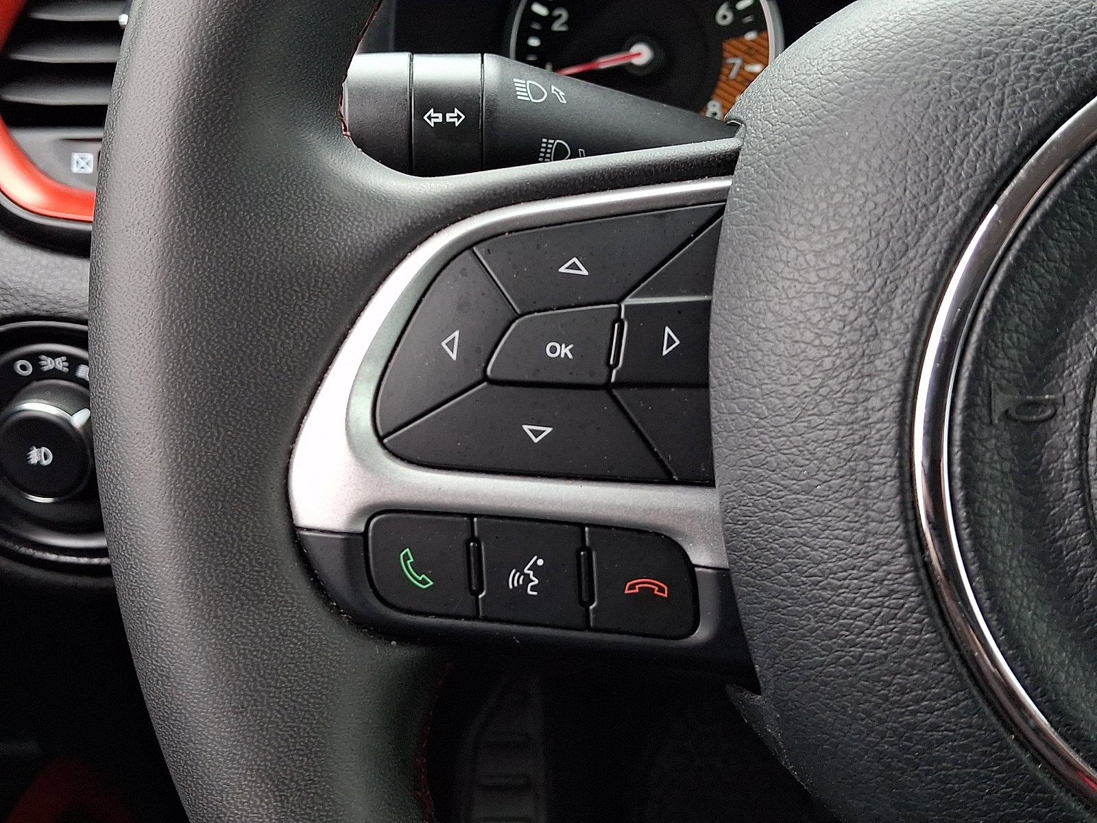 Used 2023 Jeep Renegade Trailhawk image 22