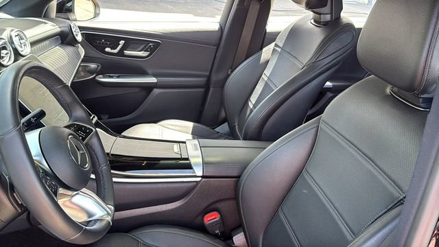 Certified 2025 Mercedes-Benz GLC 300 4MATIC image 24