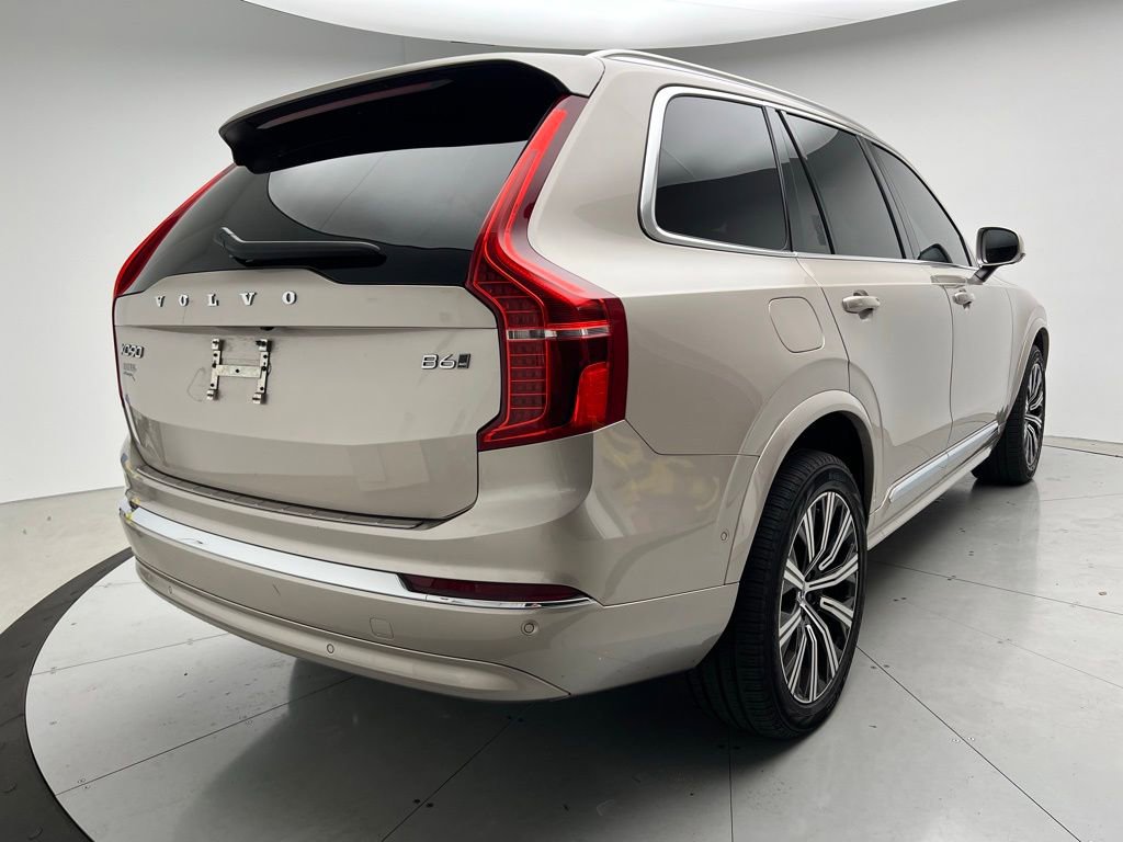 Used 2023 Volvo XC90 B6 Plus w/ Protection Package image 3