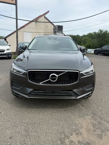 Used 2018 Volvo XC60 T5 Momentum w/ Convenience Package AWD/4WD image 2