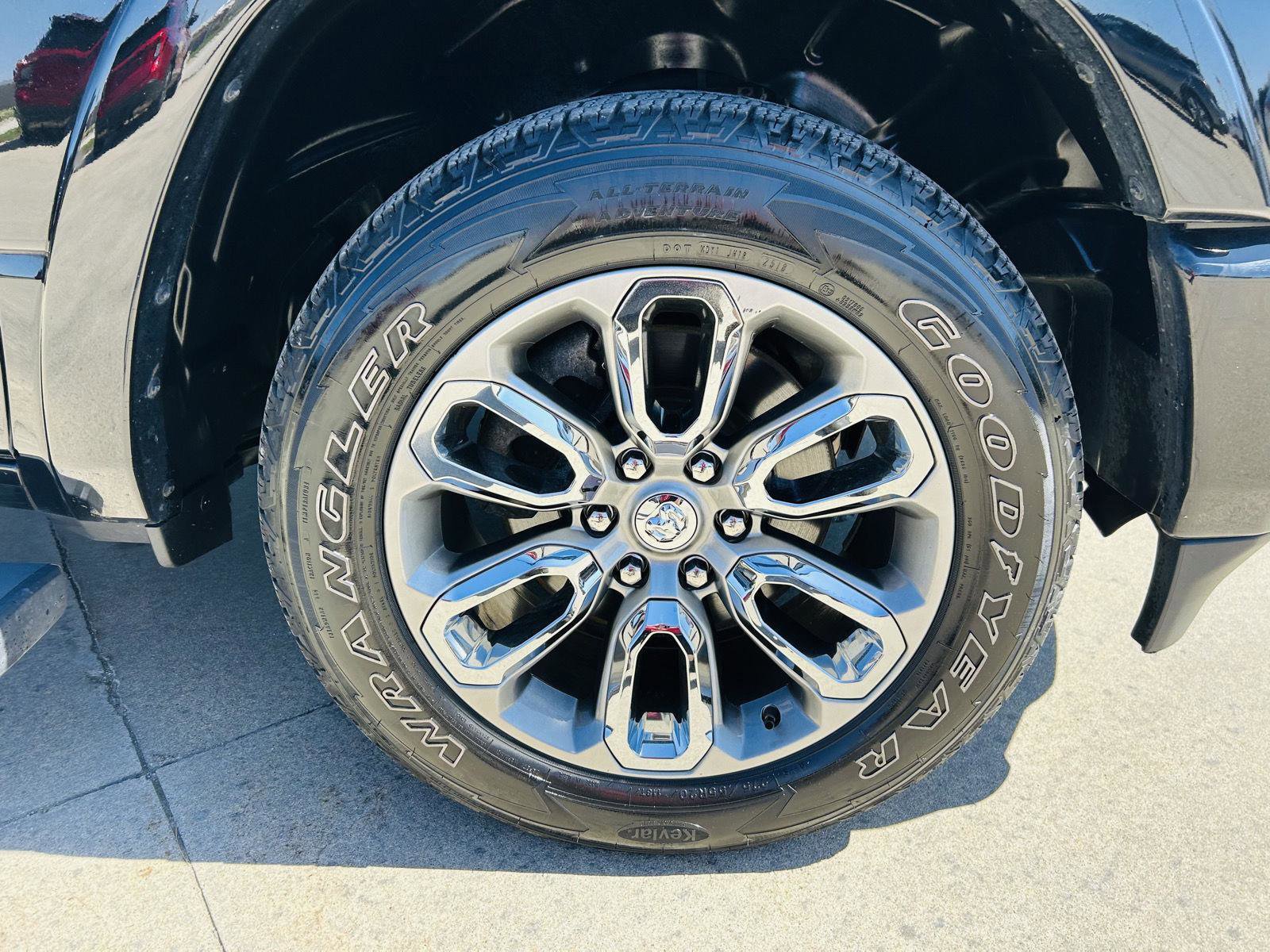 Used 2022 RAM 1500 Laramie image 41