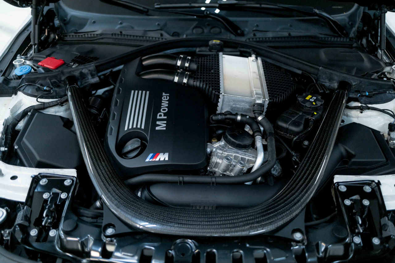 Used 2019 BMW M4 CS w/ Executive Package image 93