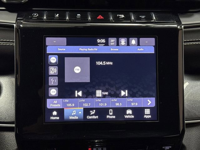 Used 2023 Jeep Grand Cherokee L Laredo image 16