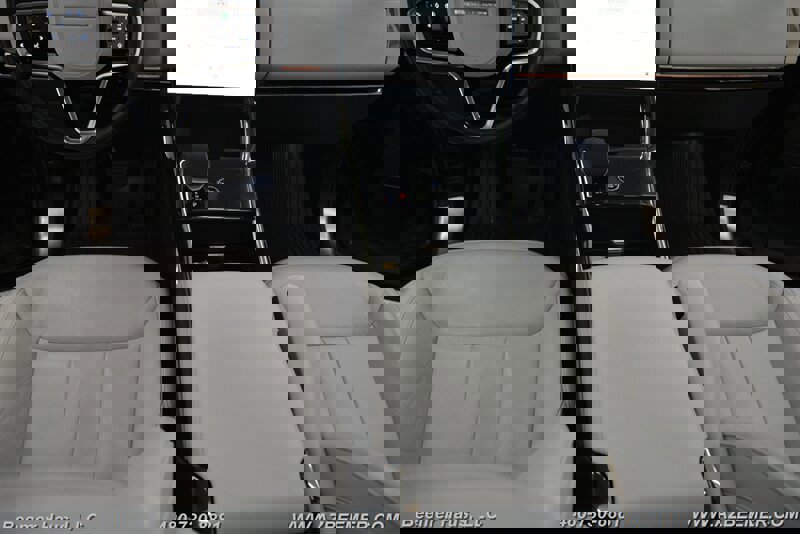 Used 2024 Land Rover Range Rover Sport SE image 18