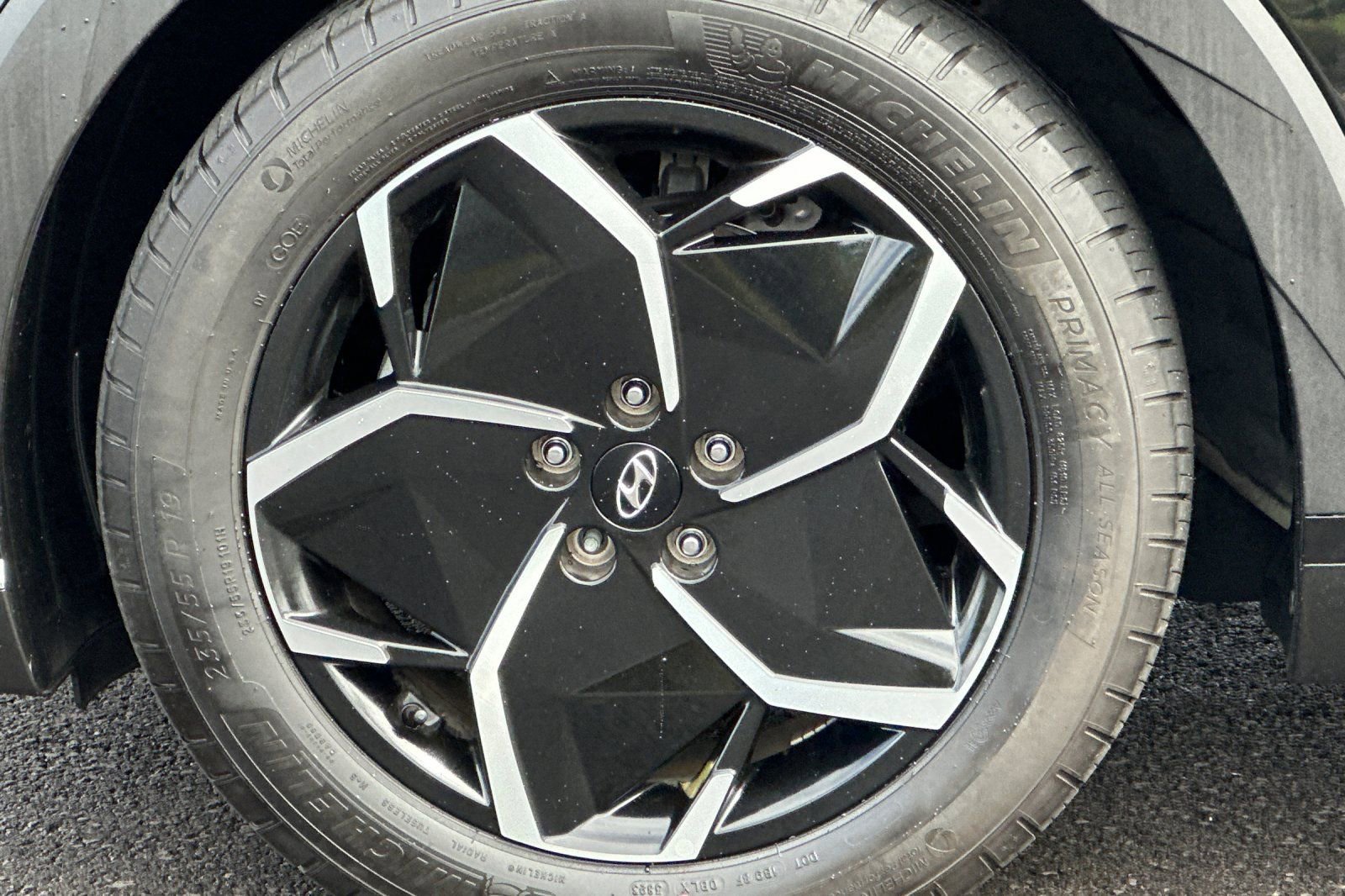 Used 2024 Hyundai Ioniq 5 SEL image 31