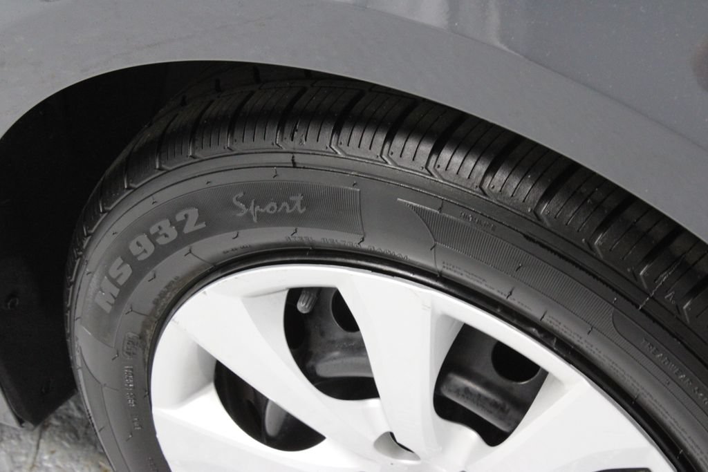 Used 2024 Toyota Corolla LE FWD image 13