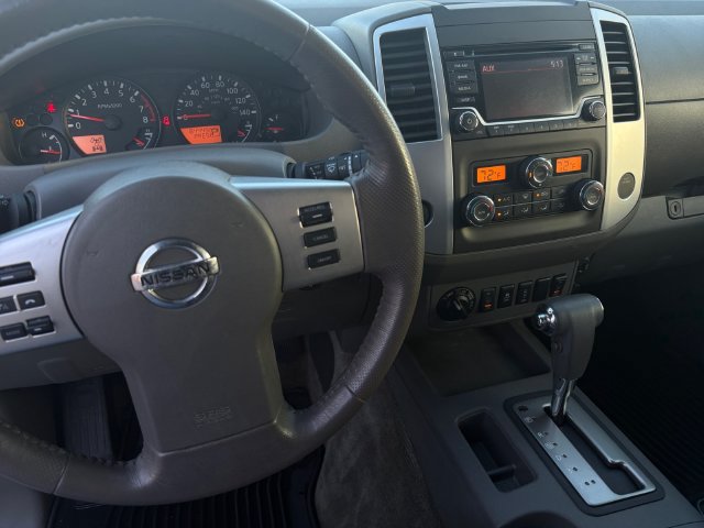 Used 2018 Nissan Frontier SV w/ Value Truck Package AWD/4WD image 12