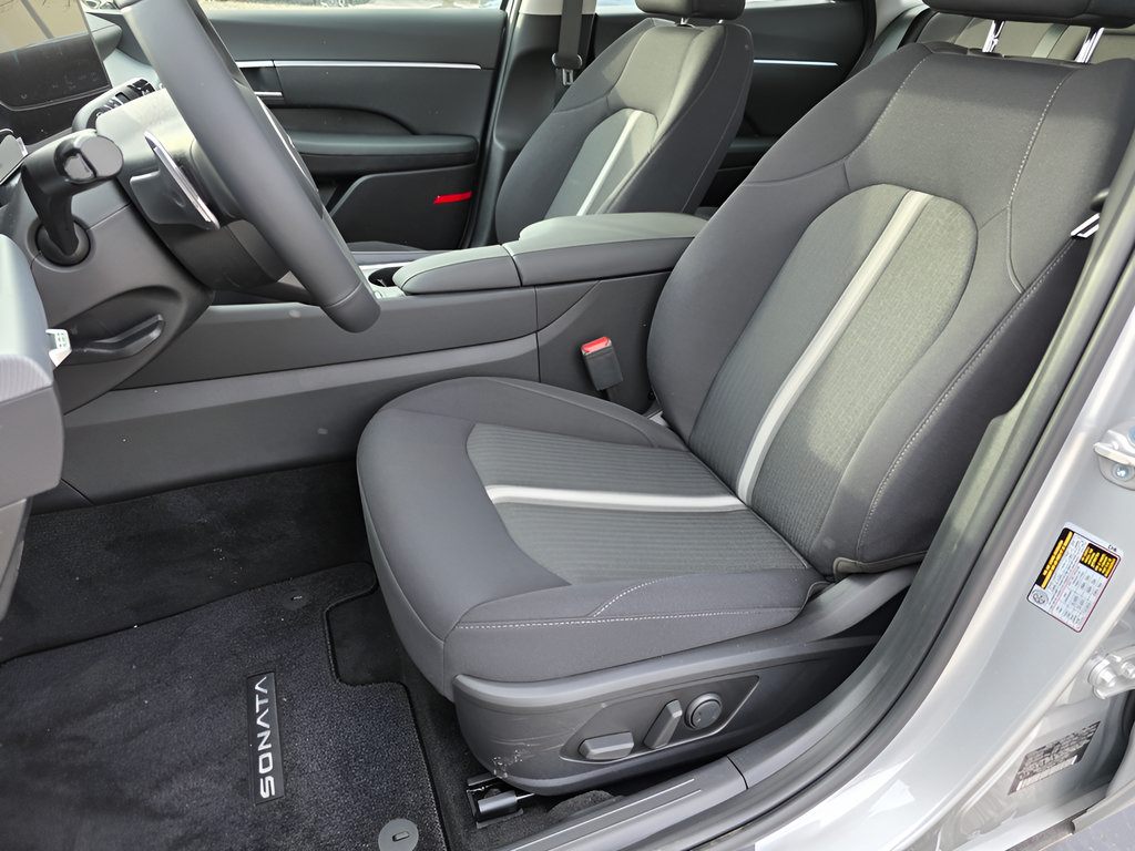New 2026 Hyundai Sonata SEL FWD image 13