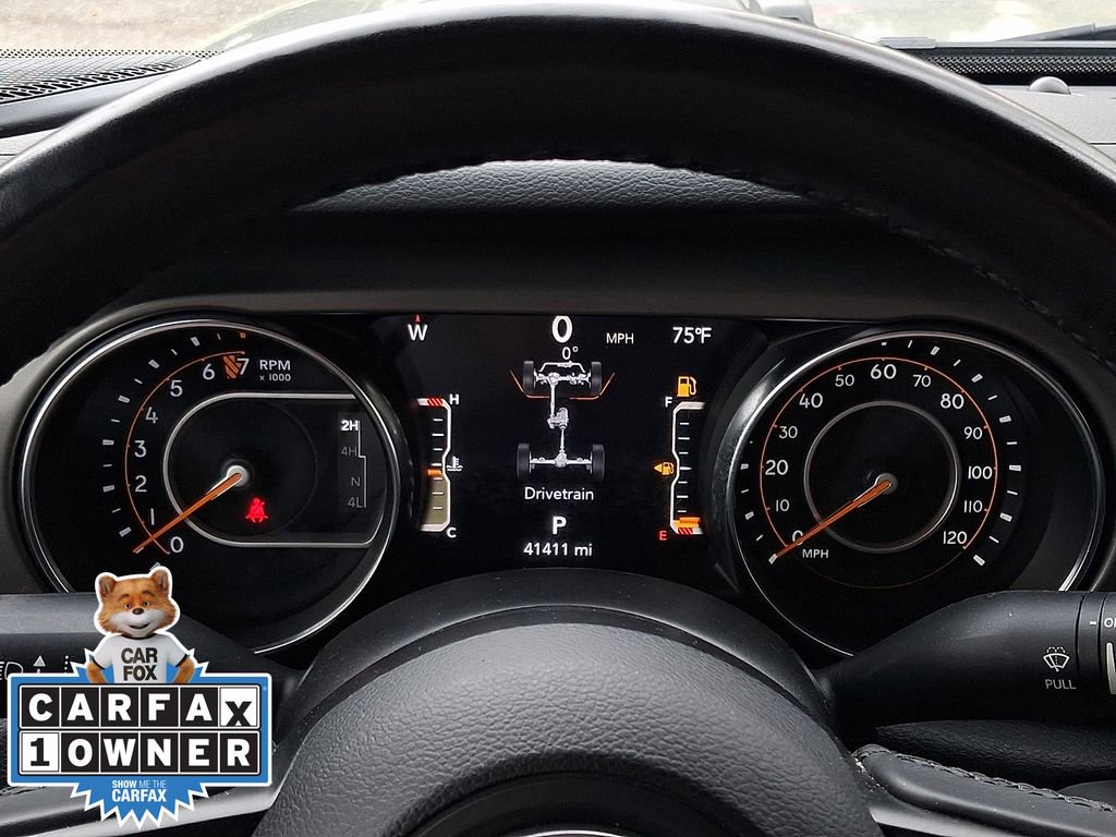 Used 2022 Jeep Gladiator Willys AWD/4WD image 19