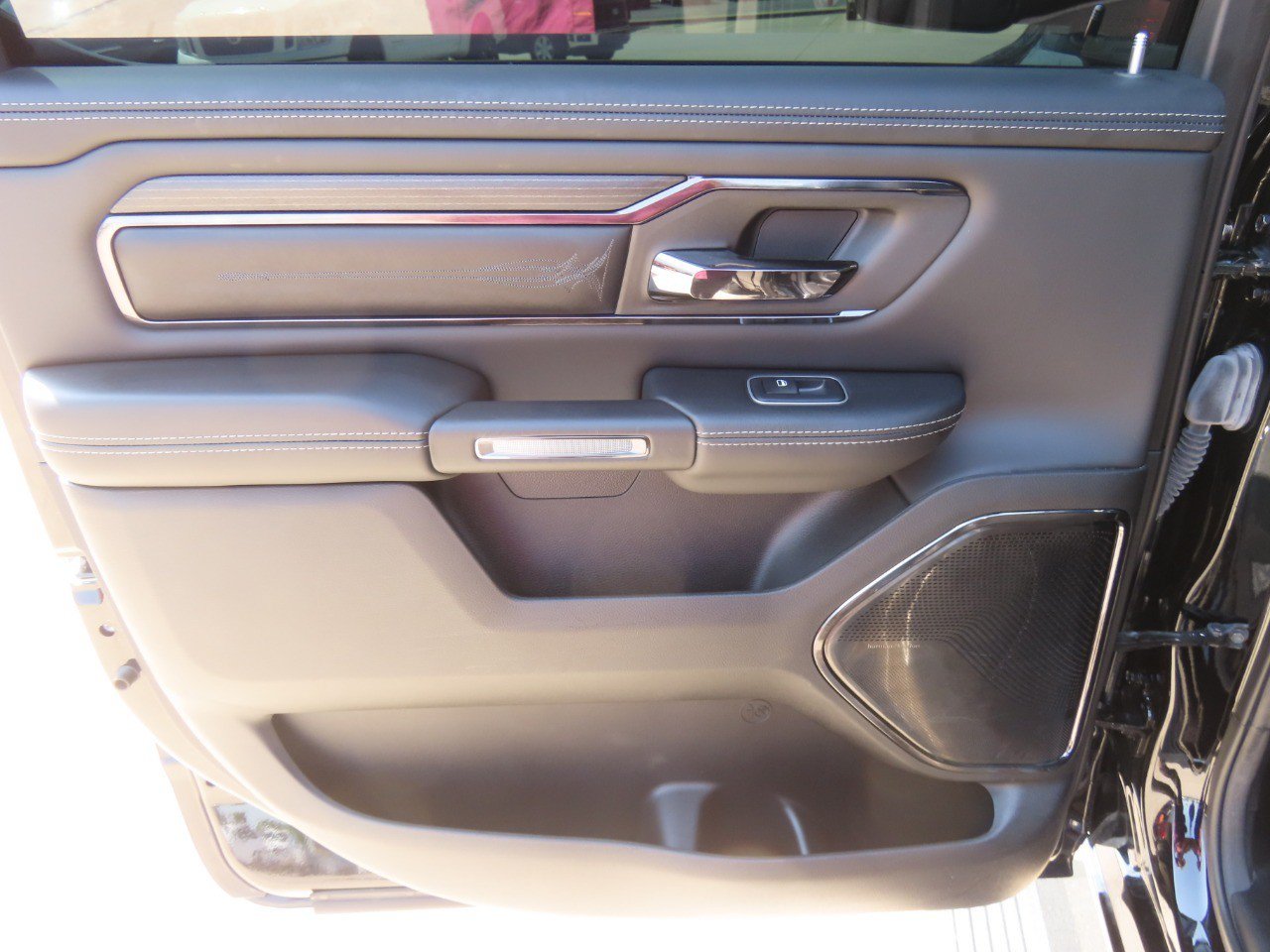 Used 2023 RAM 1500 Limited w/ Night Edition AWD/4WD image 19