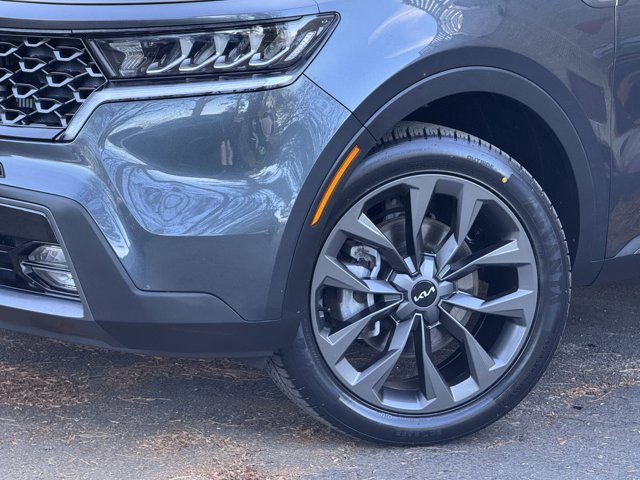 Used 2023 Kia Sorento X-Line EX image 40
