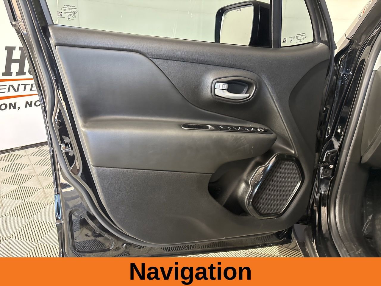 Used 2023 Jeep Renegade Altitude w/ Sun/Sound Group image 8