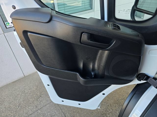 Used 2025 RAM ProMaster 2500 FWD image 19
