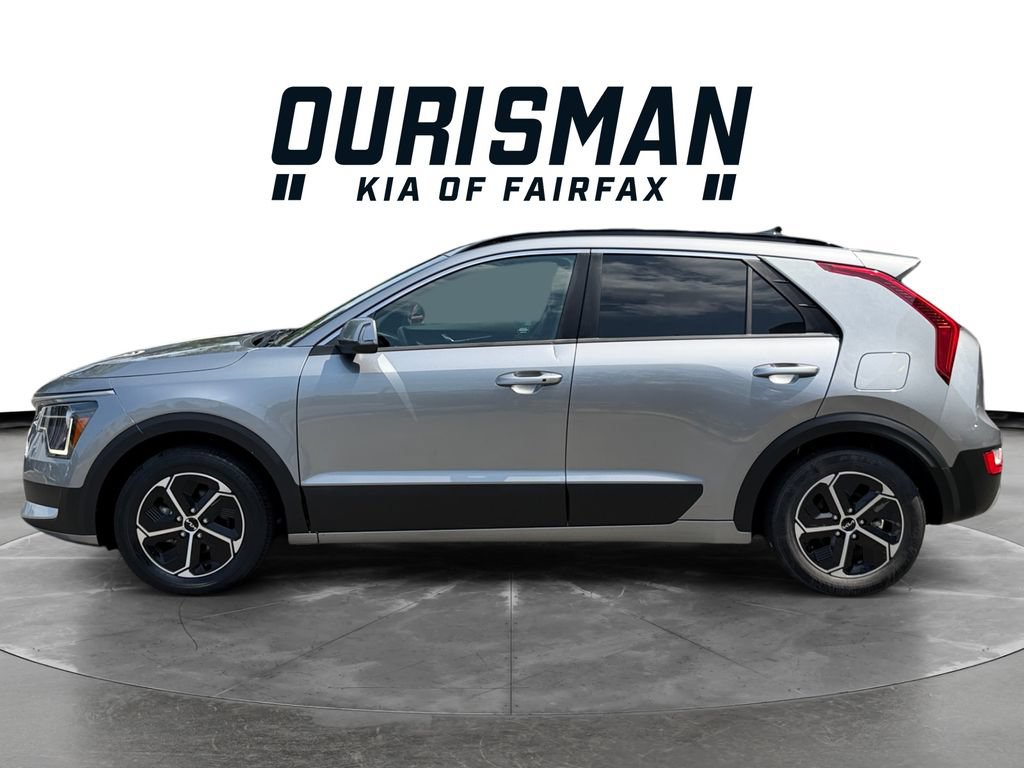 Certified 2023 Kia Niro EX FWD image 3