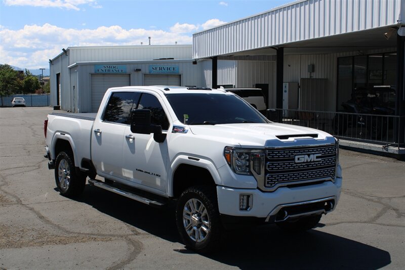 Used 2020 GMC Sierra 2500 Denali w/ Denali Ultimate Package AWD/4WD image 1