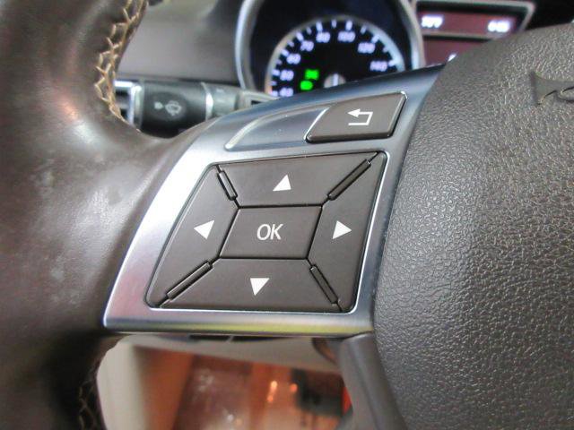 Used 2015 Mercedes-Benz ML 350 4MATIC w/ Premium 1 Package image 16