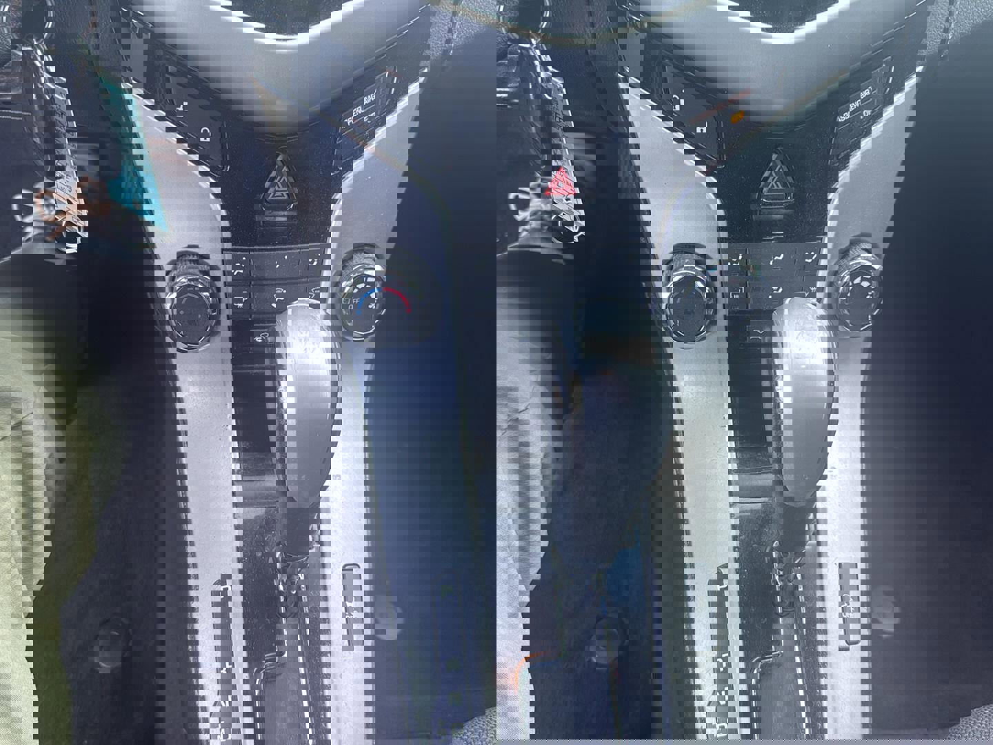 Used 2013 Chevrolet Cruze LT image 17