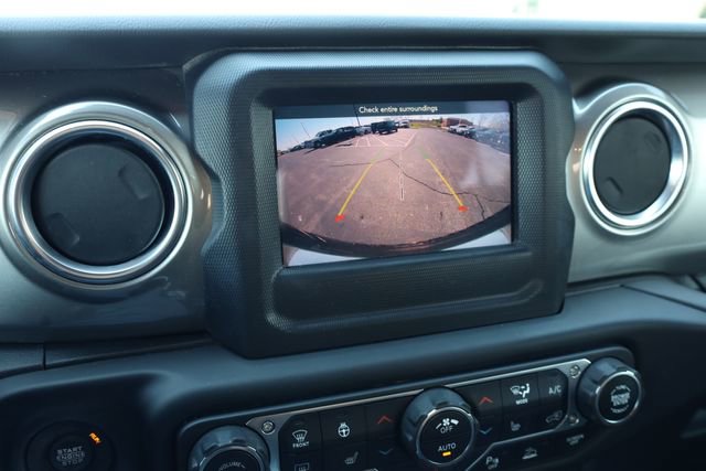 Used 2021 Jeep Wrangler Unlimited Sahara w/ Safety Group image 23