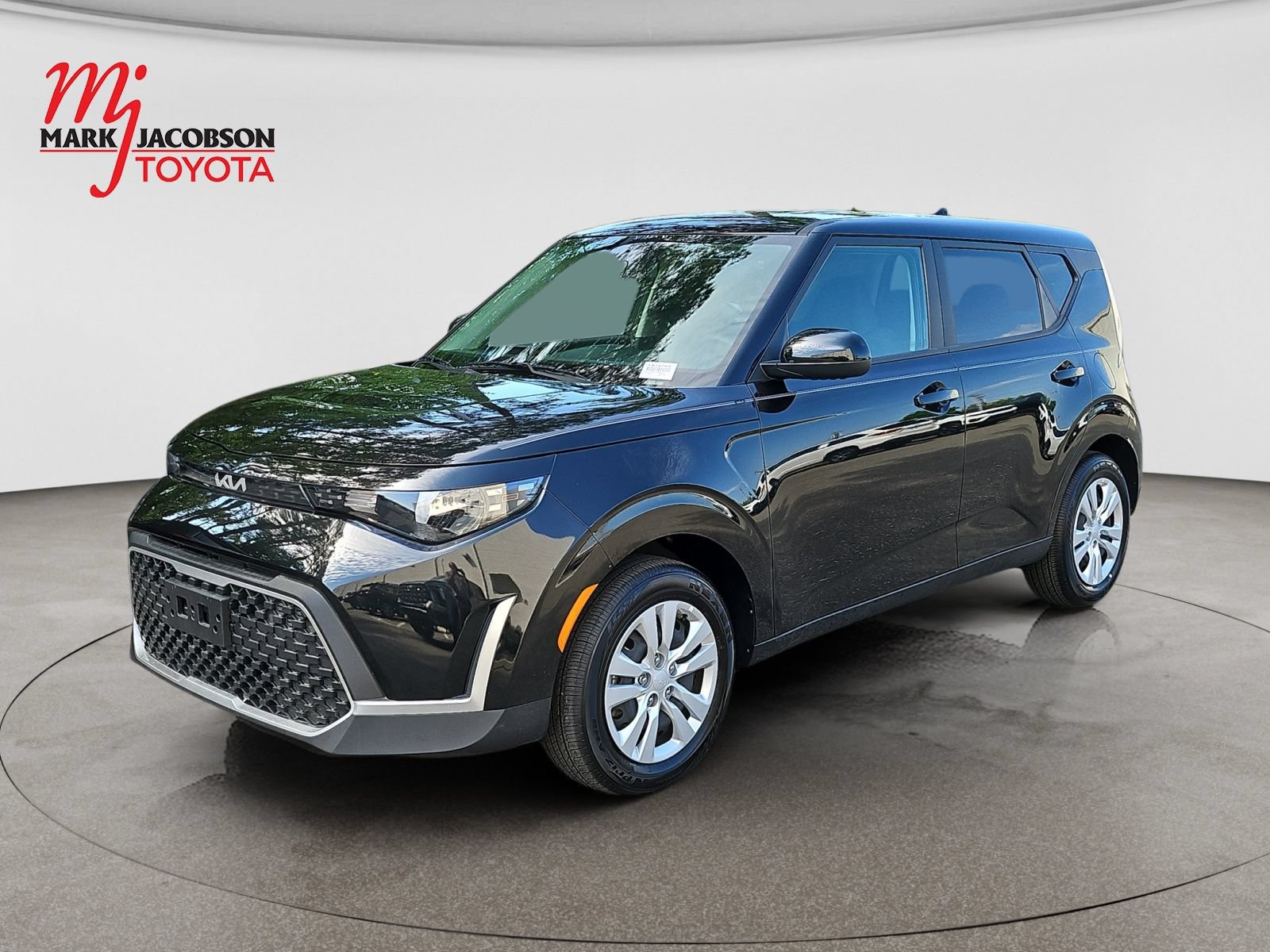 Used 2025 Kia Soul LX