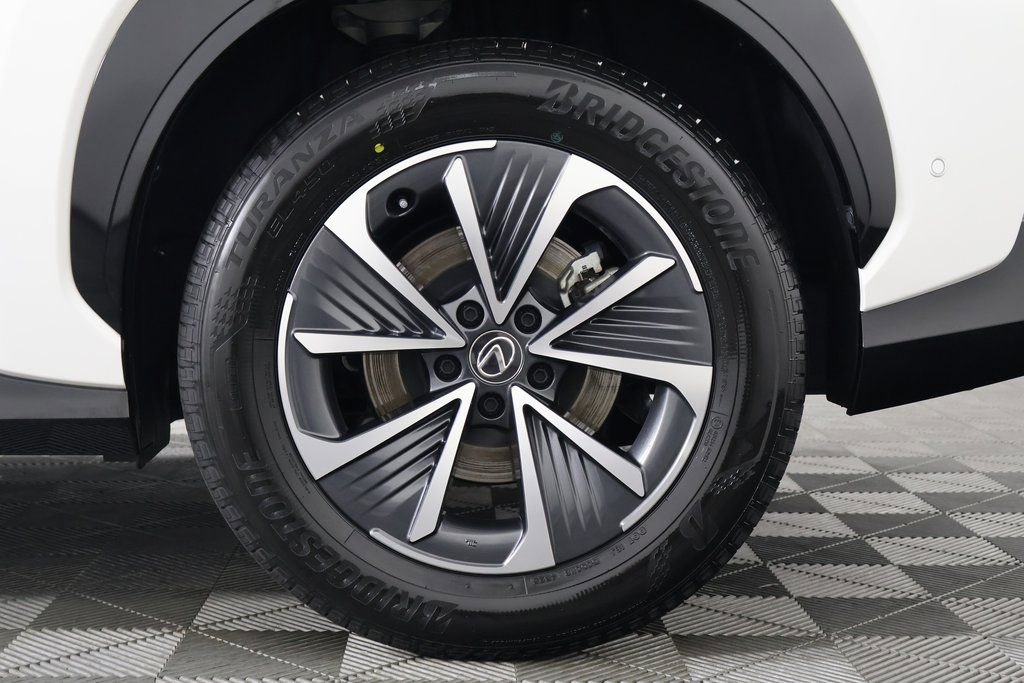 Used 2024 Lexus RZ 300e Premium w/ Technology Package image 15