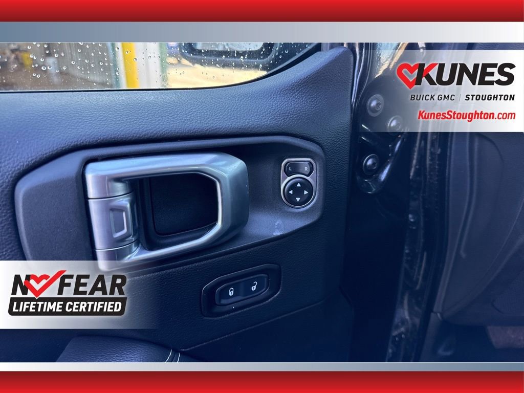 Used 2023 Jeep Wrangler Unlimited Sahara w/ Cold Weather Group image 20