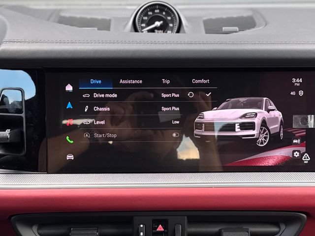 New 2026 Porsche Cayenne Coupe AWD/4WD image 30