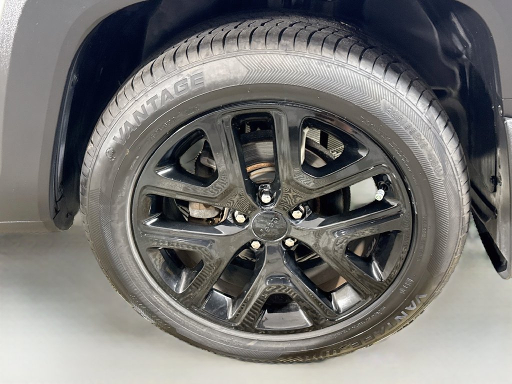 Used 2018 Jeep Renegade Altitude w/ Popular Equipment Group FWD image 36