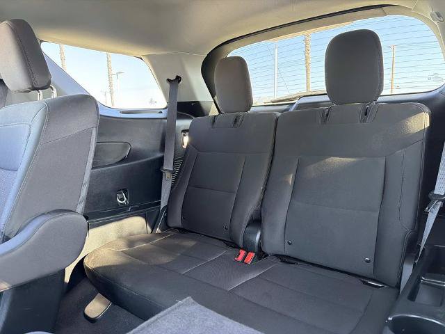 Certified 2023 Ford Explorer XLT RWD image 20