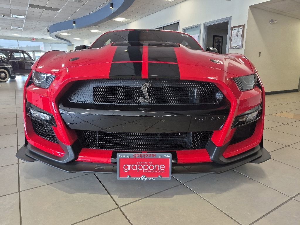 Used 2021 Ford Mustang Shelby GT500 w/ Technology Package RWD image 2