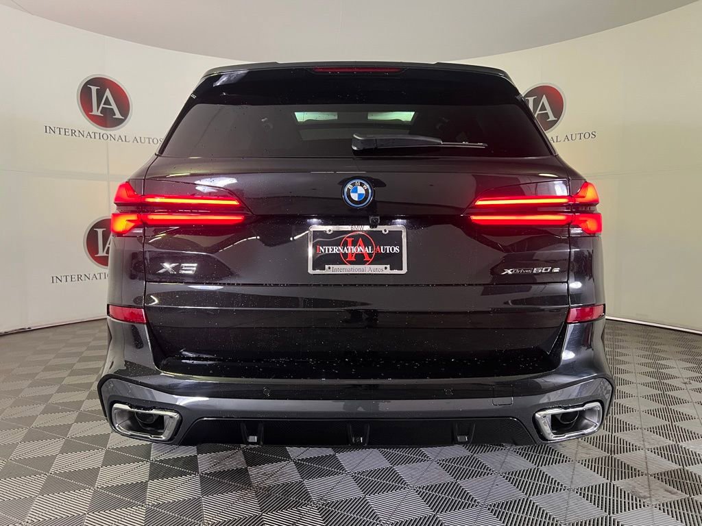 New 2026 BMW X5 xDrive50e w/ M Sport Package image 7