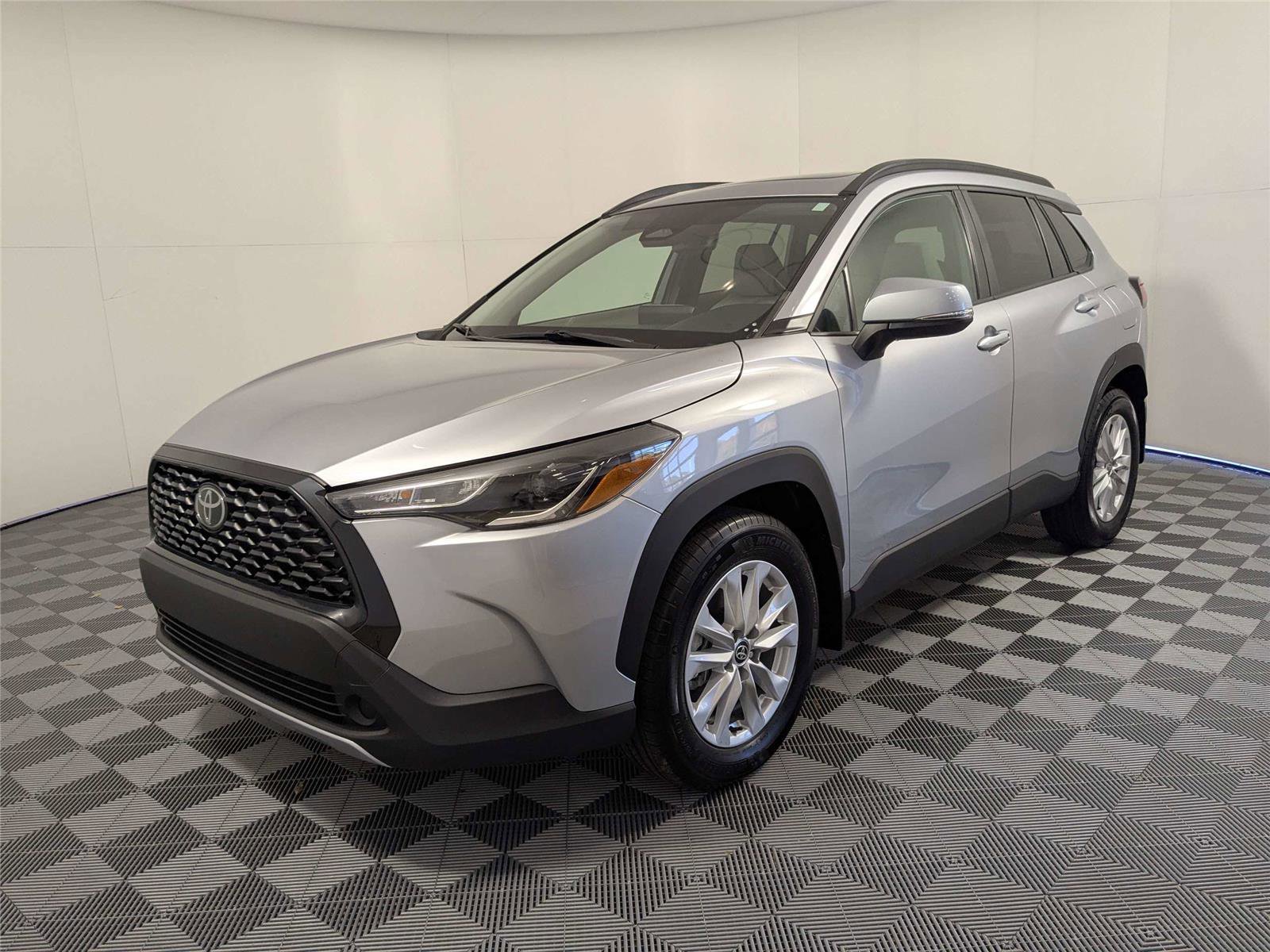 Certified 2024 Toyota Corolla Cross LE w/ Moonroof Package