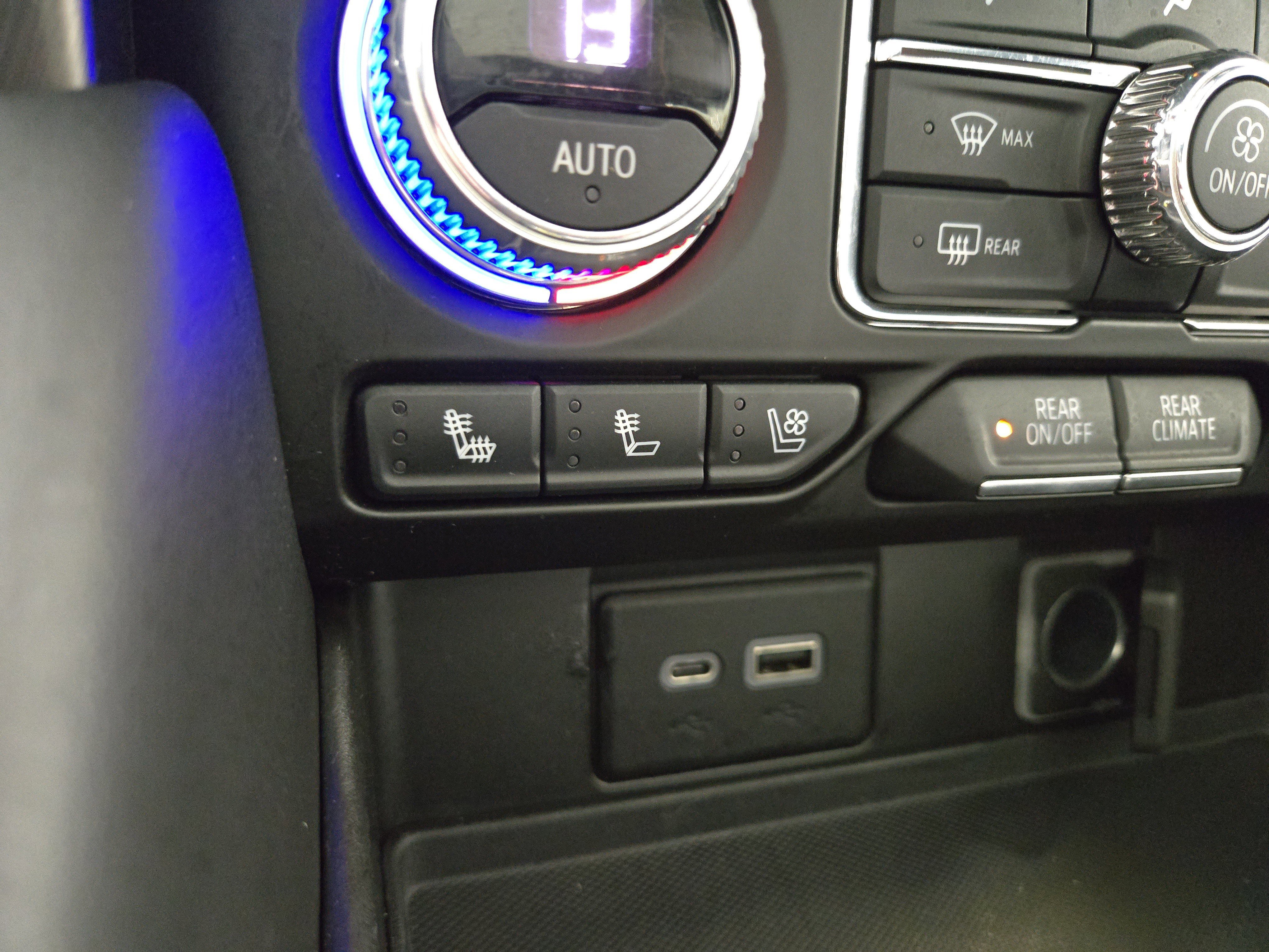 Certified 2022 GMC Yukon XL AT4 image 28