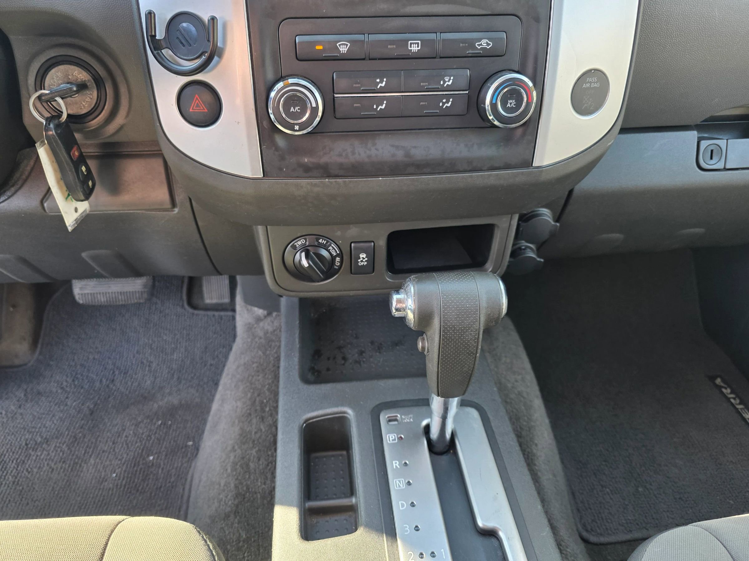 Used 2015 Nissan Xterra S w/ Value Package image 12