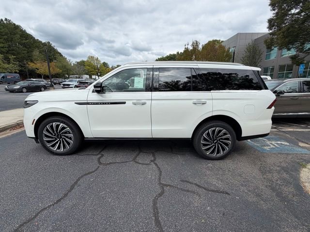 New 2025 Lincoln Navigator Black Label image 3