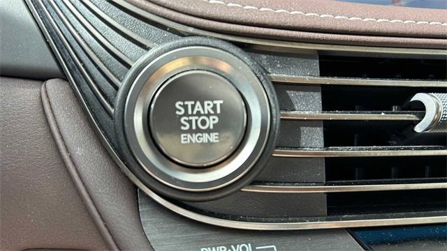 Used 2018 Lexus LS 500 w/ Accessory Package (Z2) image 18