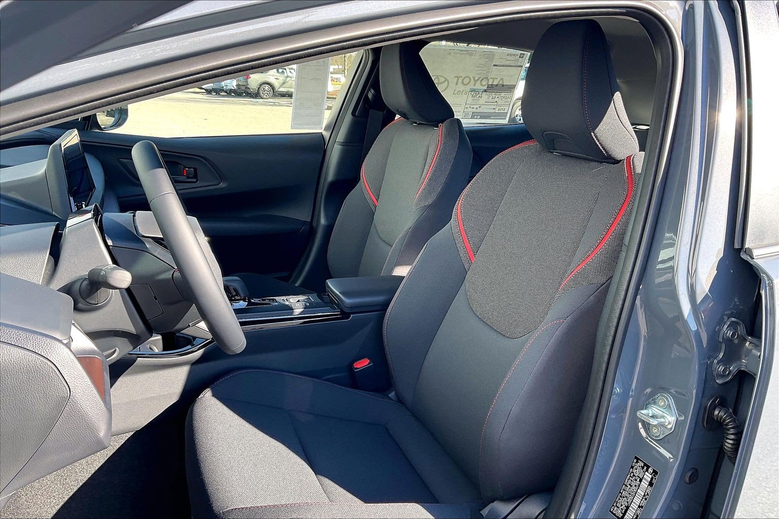 New 2026 Toyota Prius Plug-In Hybrid FWD image 11