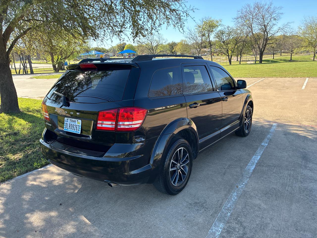 Used 2018 Dodge Journey SE w/ Blacktop Package image 7