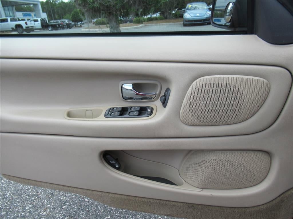 Used 2004 Volvo C70 HT FWD image 20