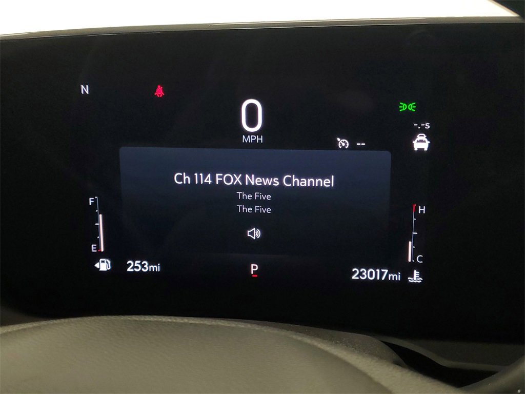 Used 2025 Buick Envista Preferred image 18