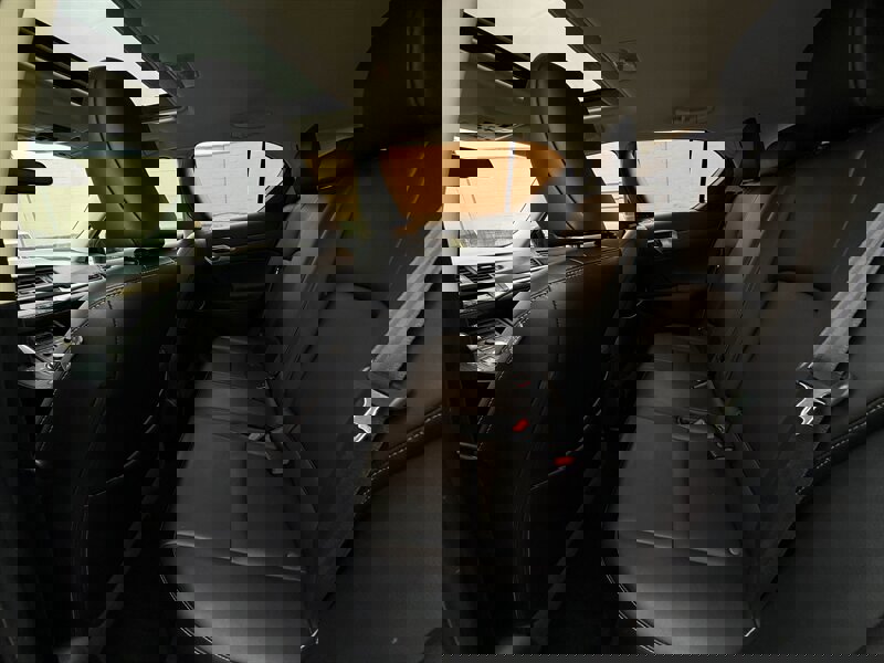 Used 2015 Lexus CT 200h image 45