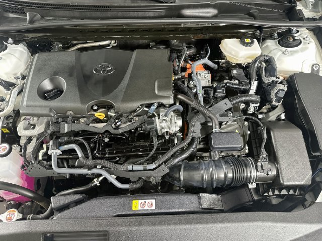 Used 2025 Toyota Camry LE FWD image 28