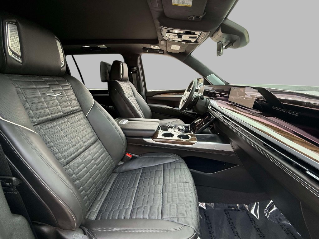 Certified 2025 Cadillac Escalade ESV Premium Luxury Platinum AWD/4WD image 14