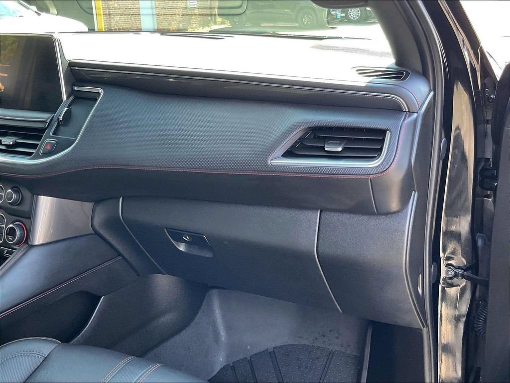 Used 2024 Chevrolet Tahoe RST w/ Luxury Package AWD/4WD image 13