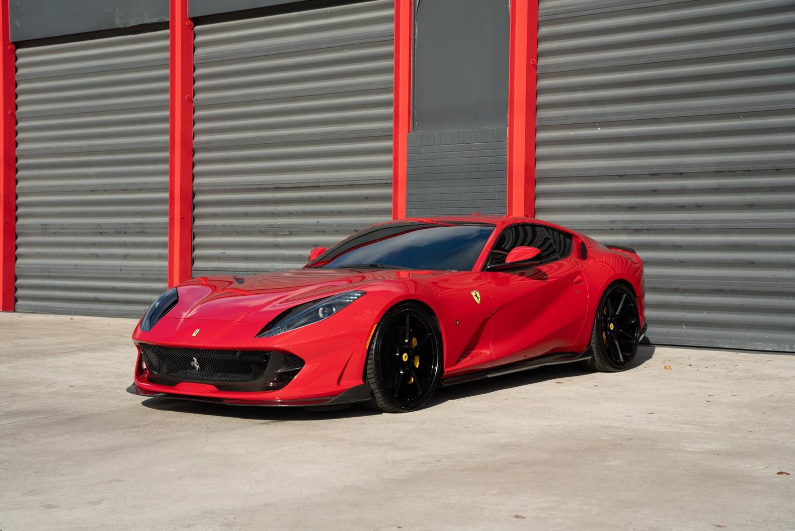 Used 2018 Ferrari 812 Superfast image 14