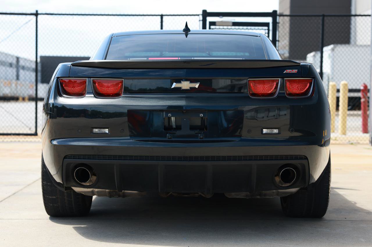 Used 2012 Chevrolet Camaro SS w/ 45th Anniversary Package RWD image 9
