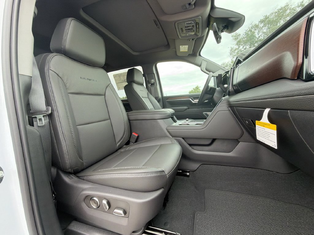 New 2026 GMC Sierra 2500 Denali w/ Denali Reserve Package AWD/4WD image 31