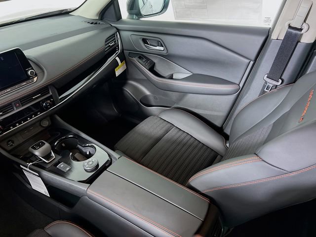 New 2026 Nissan Rogue SV image 20