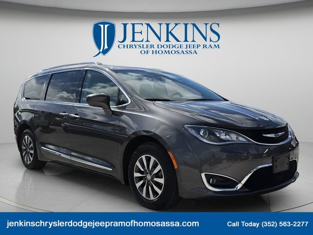 Used 2020 Chrysler Pacifica Touring-L Plus FWD video 1