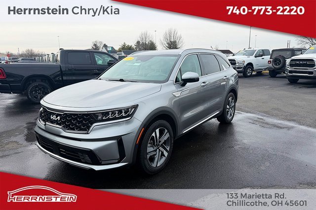 Used 2023 Kia Sorento EX image 3