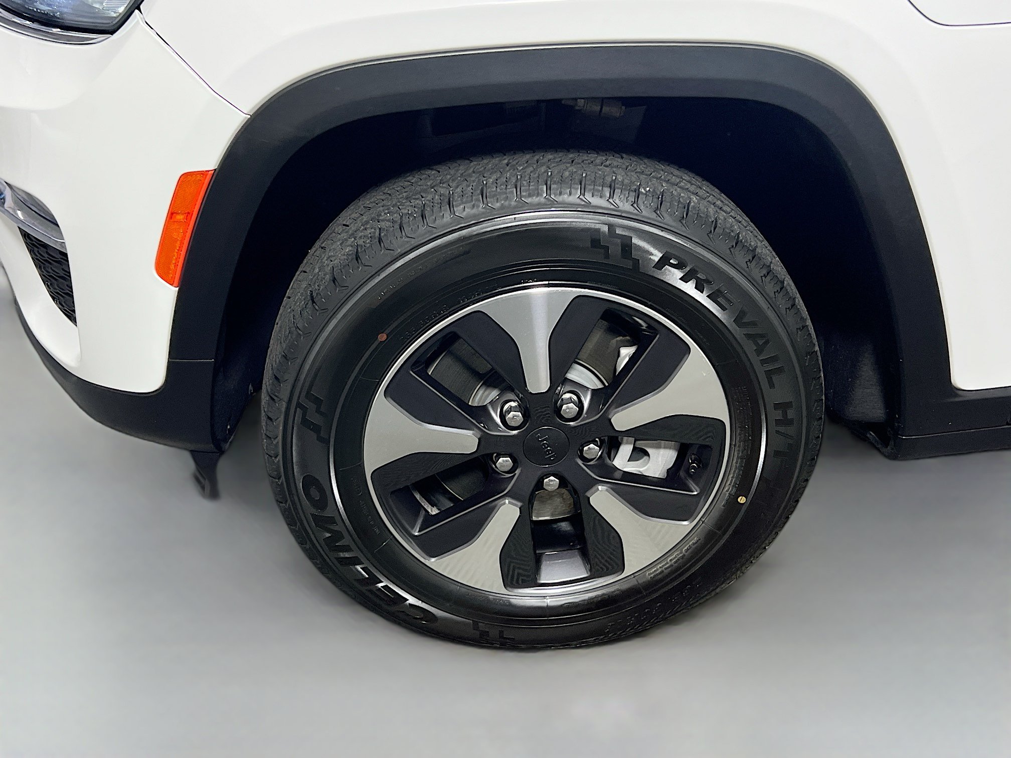 Used 2024 Jeep Grand Cherokee Limited 4xe AWD/4WD image 13
